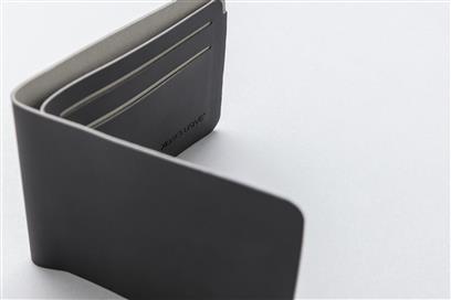 QUEBEC – XDXCLUSIVE RFID Safe Wallet