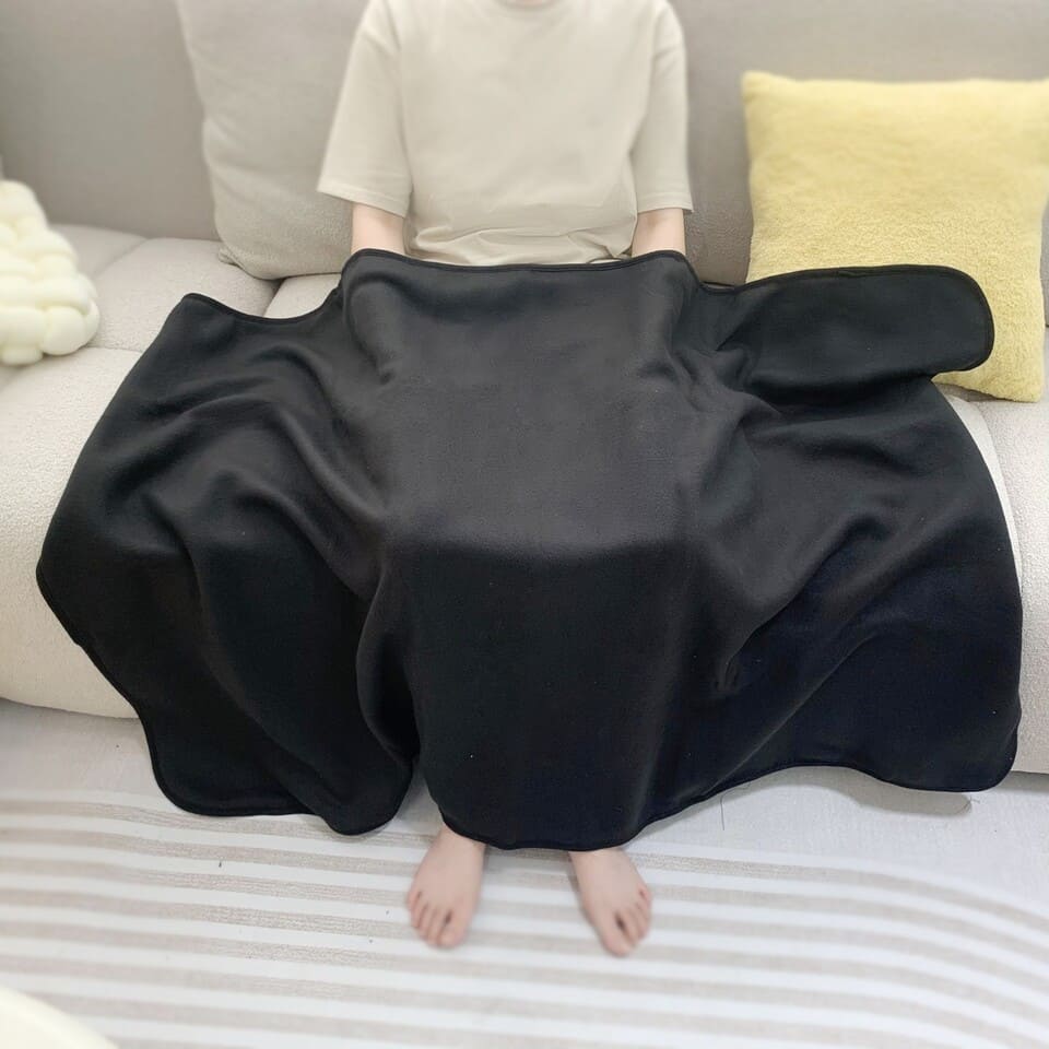 COSY - Giftology Travel Blanket with Pouch