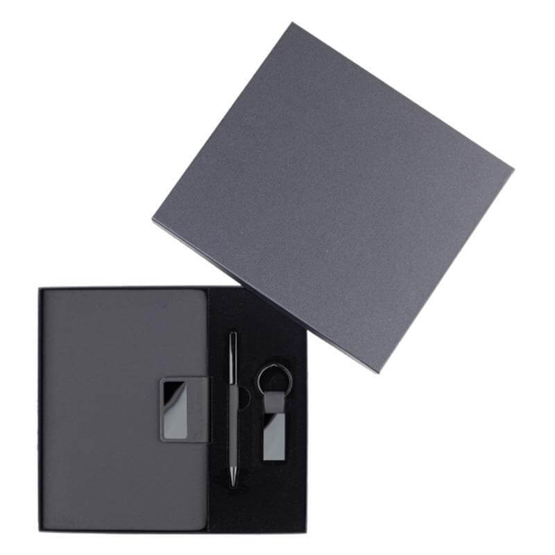 REGENT - Giftology Set of Notebook, Keychain and Pen - Black