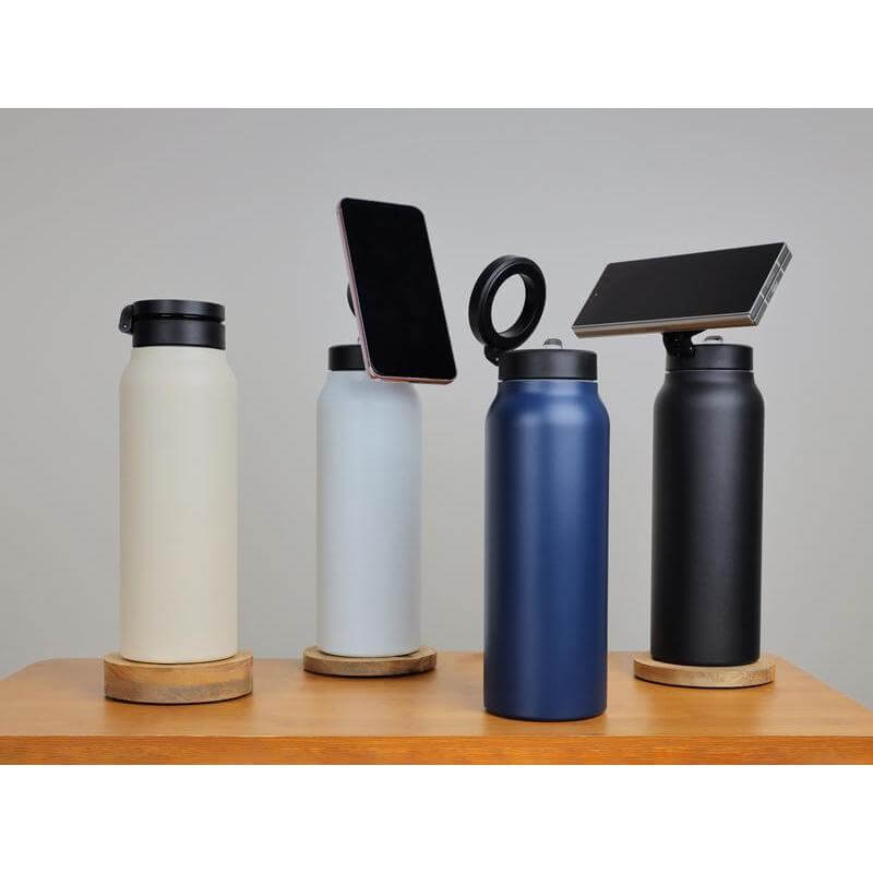 FERRO - Giftology Double Walled Vacuum Bottle with Mag Holder - Black