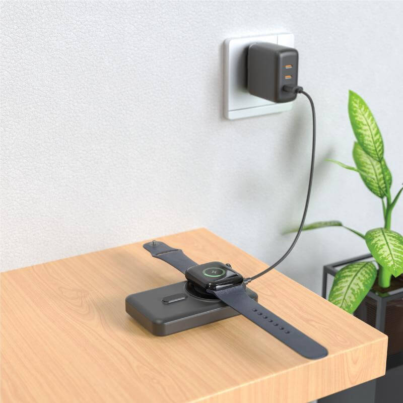 SOLANO - @memorii 10000mAh Mag Wireless Powerbank with Inbuilt Cables
