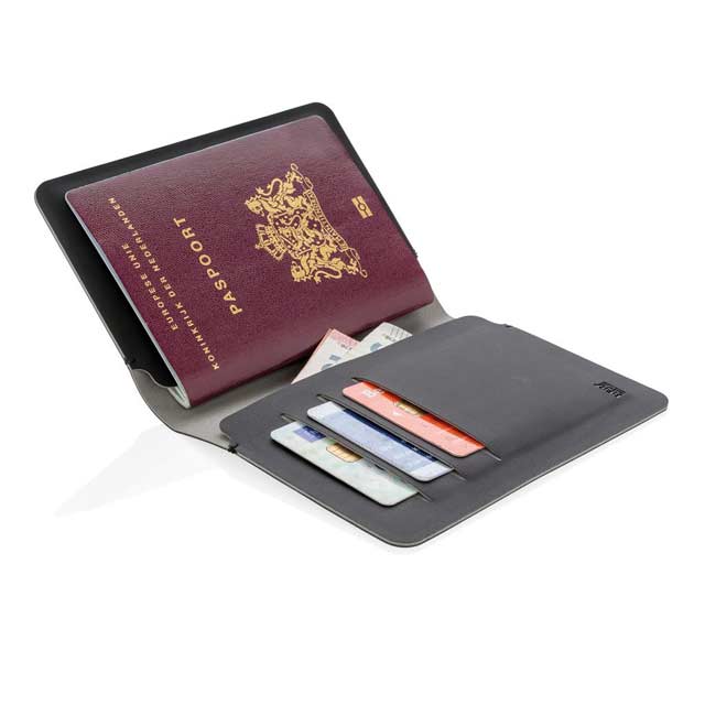 QUEBEC Gift Set - XDXCLUSIVE RFID Wallet &amp; Passport Holder