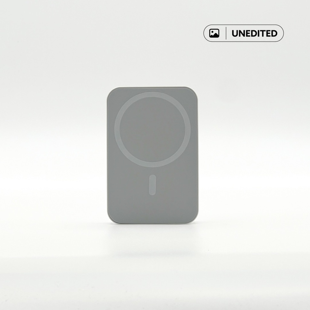 Maglite 10K - 10000 mAh Magnetic Wireless Power Bank - White 
