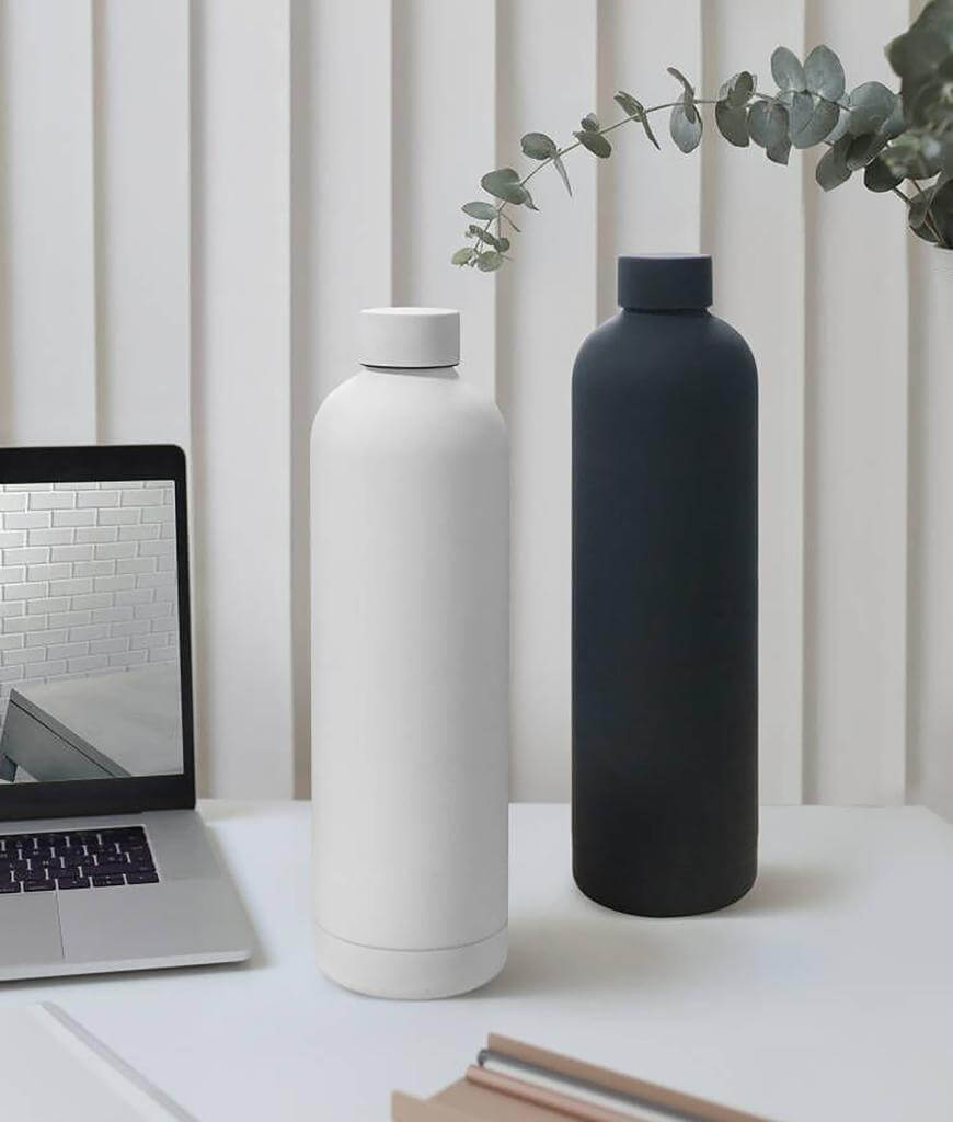 GRIGNY - Soft Touch Insulated Water Bottle - 1000ml - Black